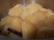 Una foto de compota manzana sin azúcar