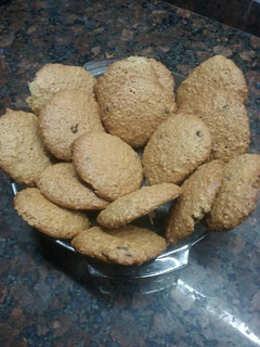 Una foto de Galletas de avena con chispas y nueces