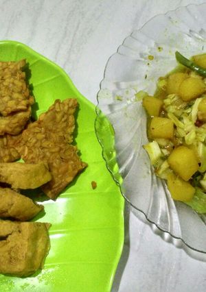 Foto resep Oseng Kentang mix kangkung + Tempe tahu goreng simple
