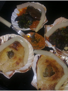 Una foto de Vieiras gratinadas con rovellones
