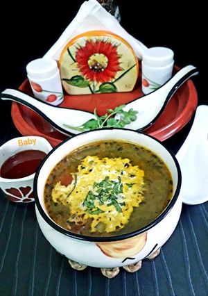 পালং স্যুপ (Palang soup recipe in bengali) রেসিপির প্রধান ছবি