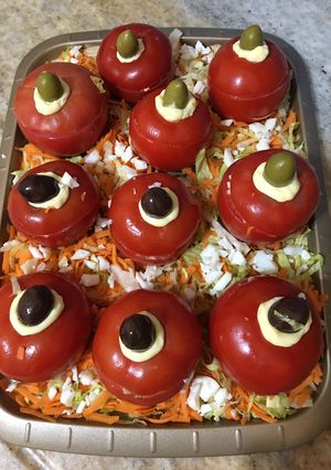Una foto de Tomates rellenos de surimi!!