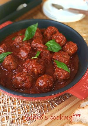 A picture of Italian-Style Meatballs in Tomato Sauce.