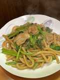 Stir-Fried Udon with Komatsuna and BBQ Sauce