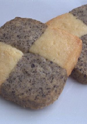 A picture of Black Tea and Cheese Cookies.