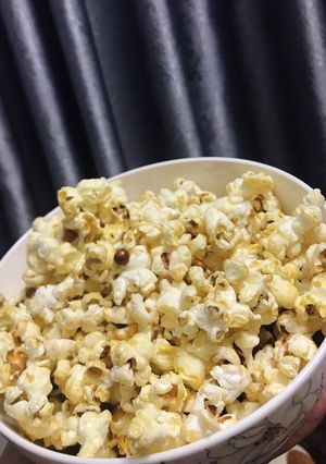 Hình của món Bắp rang bơ vị caramel.