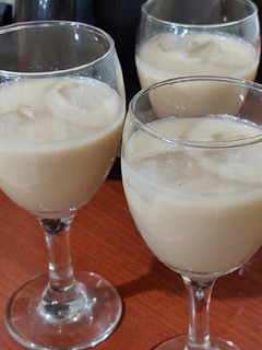 Una foto de Cola de Mono sin alcohol con leche condensada
