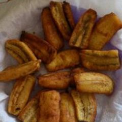 A picture of Deep fried bananas.