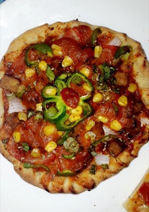 A picture of Veggies Pizza without cheese.
