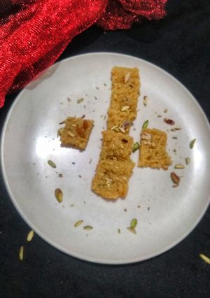 A picture of Meva Mava mishri.