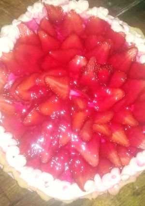 Una foto de Increíble sabor! Tarta de frutillas🍓😋