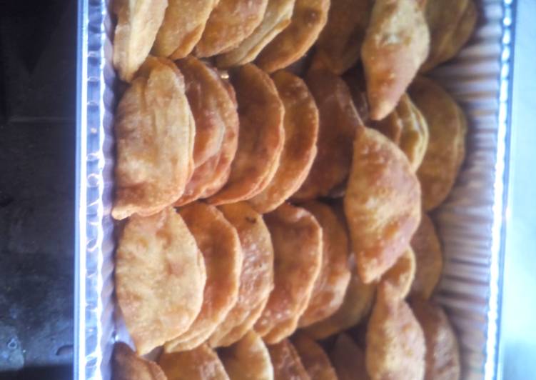 Empanadas chilenas fritas