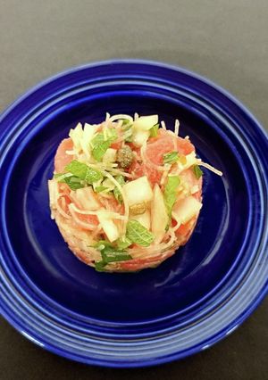 A picture of Tuna Tartare.