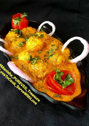 A picture of Kashmiri Dum Aloo.