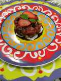 Tartare di tonno con avocado, pepe rosa e fragole