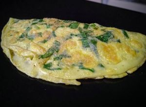 Foto de Crepioca De Espinafre Com Recheio De Mussarela e Tomate