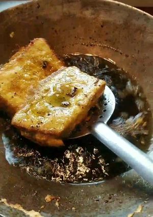 A picture of Bread pakora.