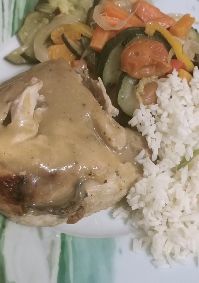 Una foto de Pollo a la naranja con mostaza y miel