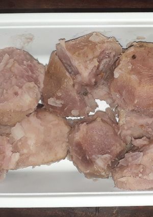 A picture of Boiled Nduma (arrowroot) with Cardamon and Onion.
