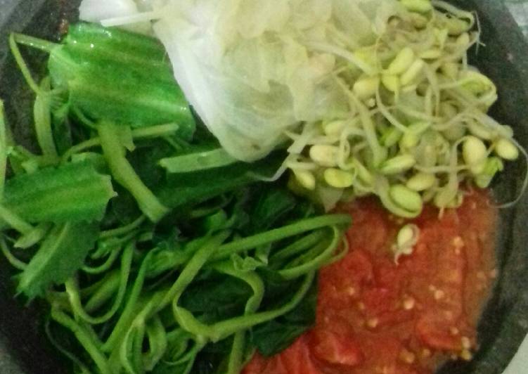 Cara Gampang Menyiapkan Pelecing kangkung khas Lombok Anti Gagal