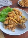 1122. Ayam Goreng Kremes