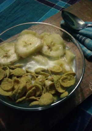 A picture of Milk and Honey Healthy Corn flakes Recipe with Banana.