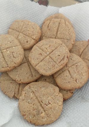 Una foto de Galletas de pasta de maní Keto