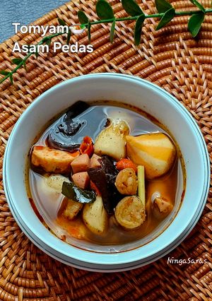 Foto resep Tomyam Asam Pedas🍲😋_mix Bumbu Instant