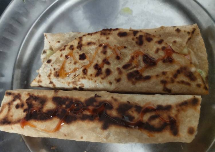 Recipe of Speedy Cheese Veg chapati roll