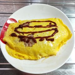 A picture of Omelet rice.