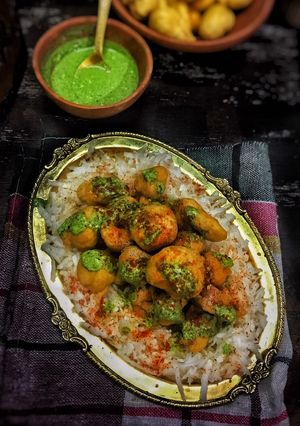 A picture of Ram Laddu street food.