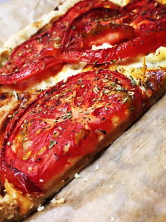 Une photo de Tarte tomates moutarde