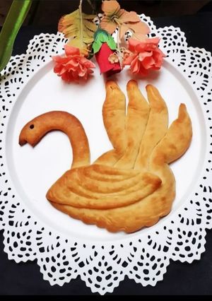 A picture of BBQ Stufed Chicken Bread.