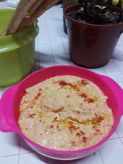 Una foto de Hummus de garbanzos
