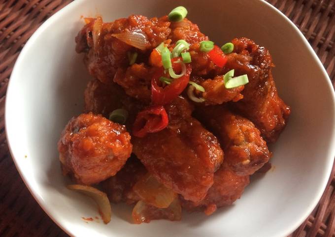 Korean fried chicken / yangnyeom tongdak