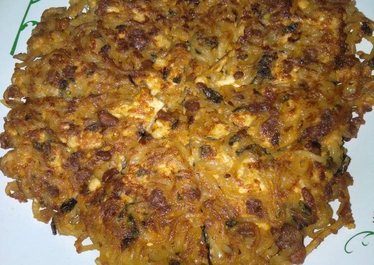 Martabak mie tahu