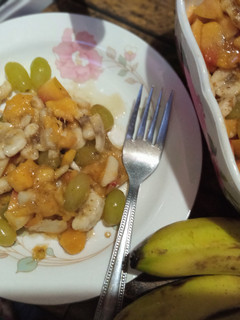 A picture of Fun with fruits with sugar syrup.