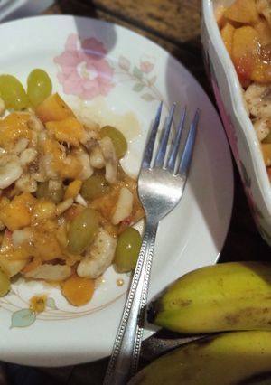 A picture of Fun with fruits with sugar syrup.