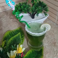 A picture of Mint margarita 🍋🍋🍹🍸🍷.