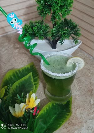 A picture of Mint margarita 🍋🍋🍹🍸🍷.