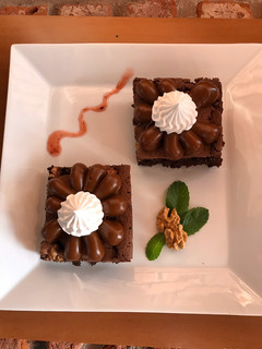Una foto de Brownie de chocolate