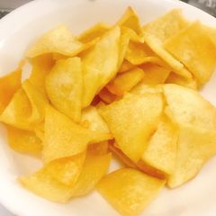 A picture of Crispy fried yam.