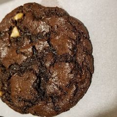 A picture of Rounies (not quite brownies and too rich to be cookies).
