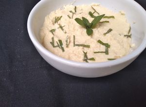 Una foto de Hummus de garbanzos