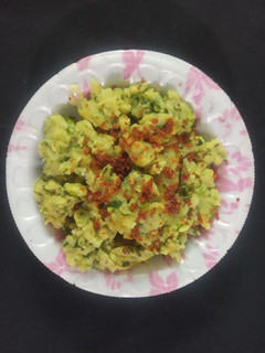 ગ્રીન ખીચું (Green Khichu Recipe In Gujarati) રેસીપી મુખ્ય ફોટો