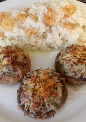 Una foto de Champiñones rellenos