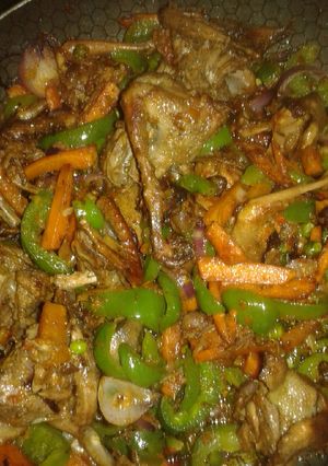 A picture of Stir fry pigeon meat.