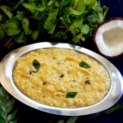 A picture of Ash gourd kootu.