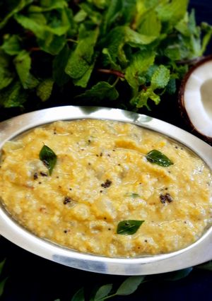 A picture of Ash gourd kootu.