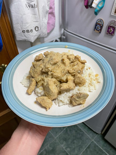 Una foto de Pollo al curry marroquí con arroz